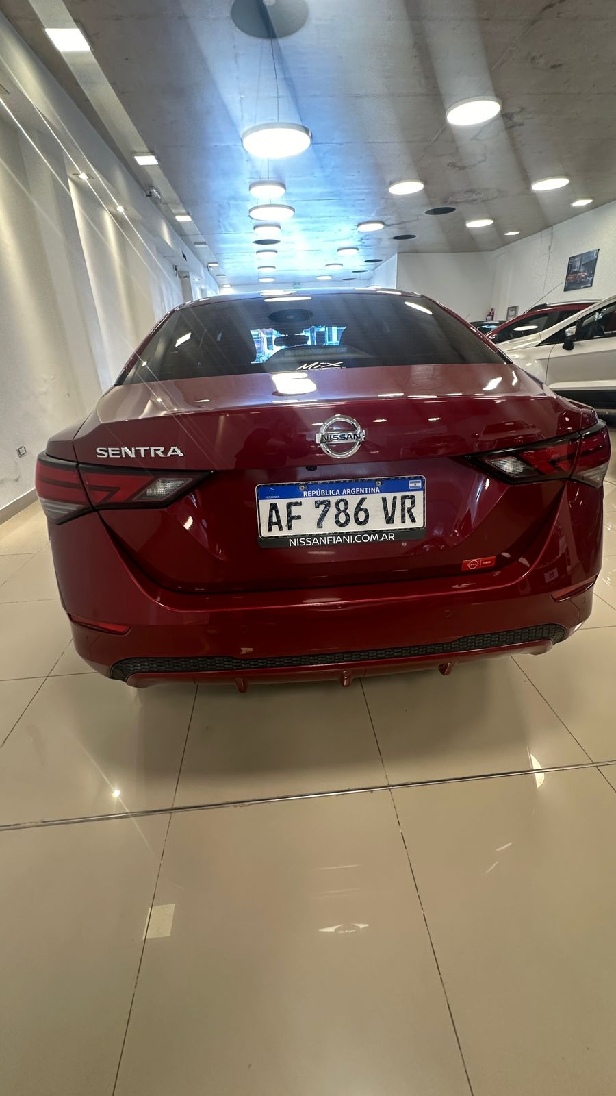 Nissan Sentra miniatura 4